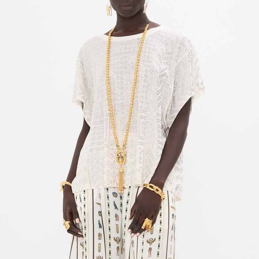 Embellished T-shirt with Dropped Armhole in "Valley of the Queens" Pattern - Picture 4 of 7